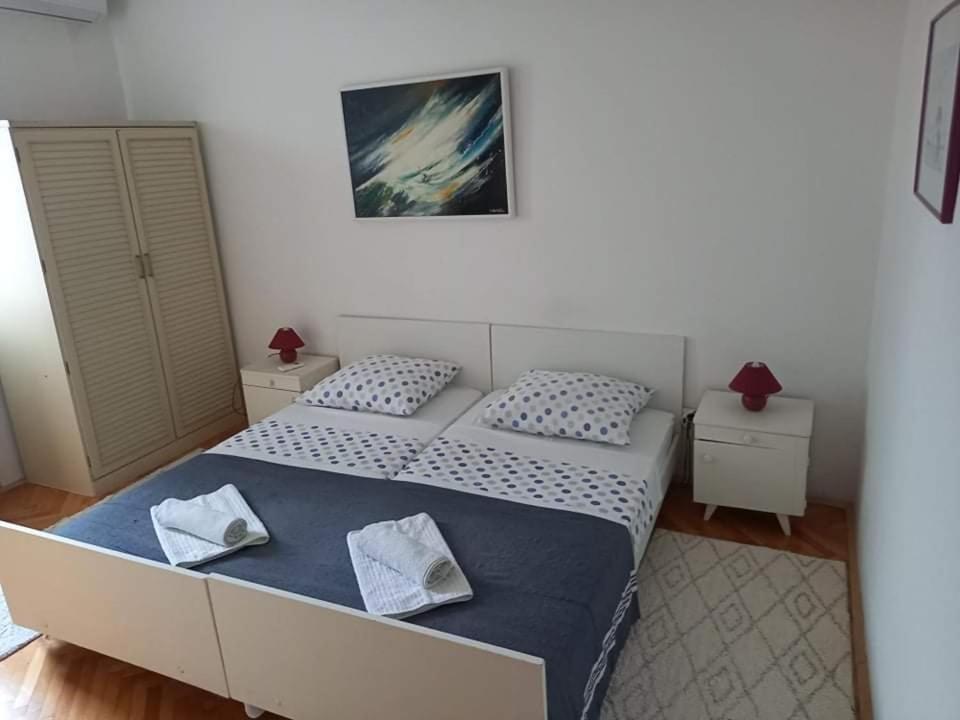 Studio Darija For 2 Persons S Terasom Wi-Fi & Parking Apartman Makarska Kültér fotó