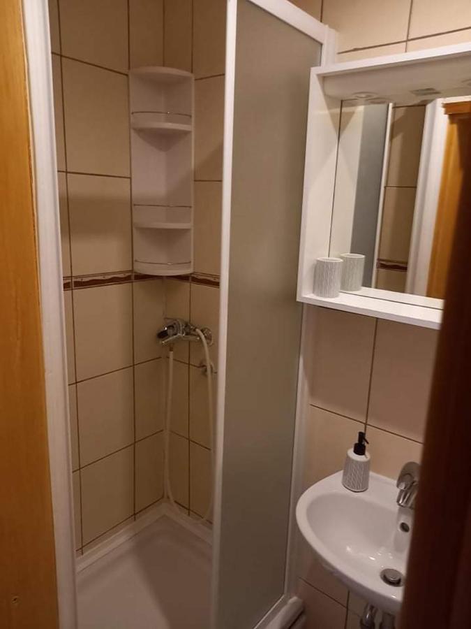 Studio Darija For 2 Persons S Terasom Wi-Fi & Parking Apartman Makarska Kültér fotó